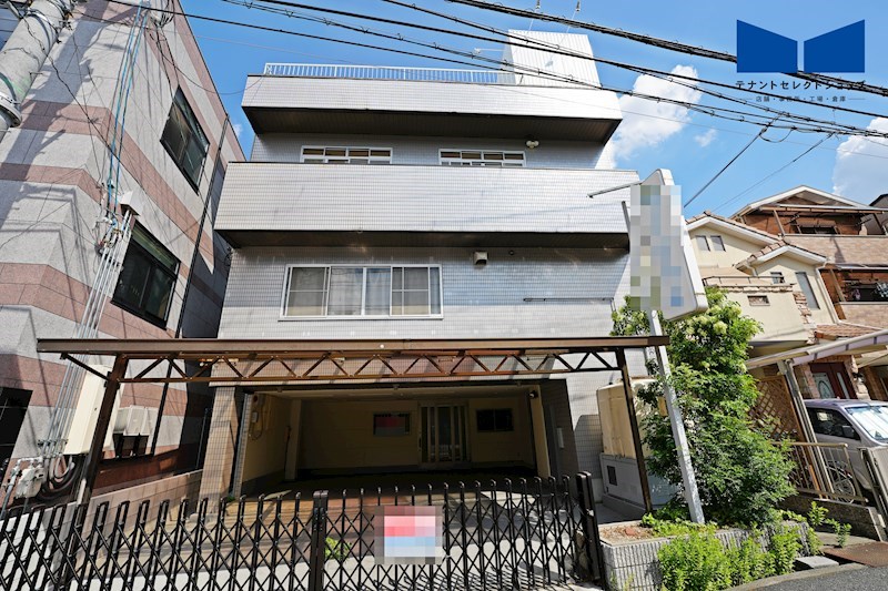 貸店舗・事務所　八尾市 青山町２丁目　広さ延べ約８４坪　駐車場付き　一棟貸し　青山通り沿い その他