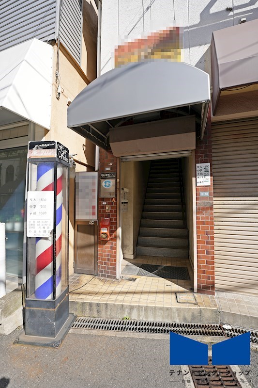 貸店舗・事務所　八尾市 山本町南１丁目 広さ約８.６坪 ※軽飲食等可　スケルトン渡し　マルキチビル その他