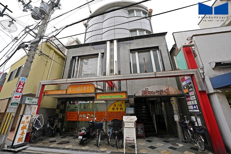 貸店舗・事務所　八尾市 山本町南１丁目　広さ約８坪　BAR居抜き　コスモパラダイス 外観