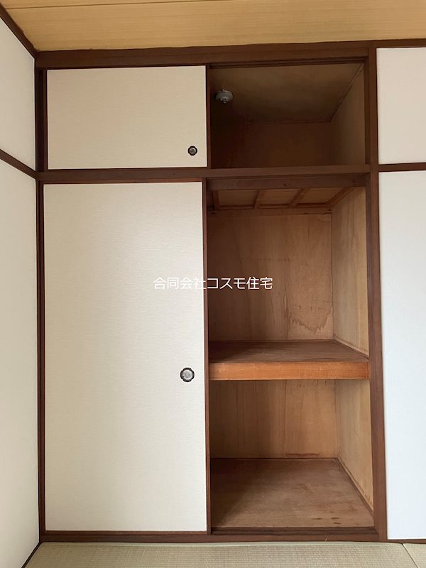 貸店舗・事務所　柏原市　法善寺３丁目　広さ約１２坪　EV付き　広光ハイツ 収納