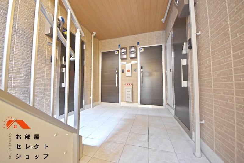 QUBE.2ND ロビー