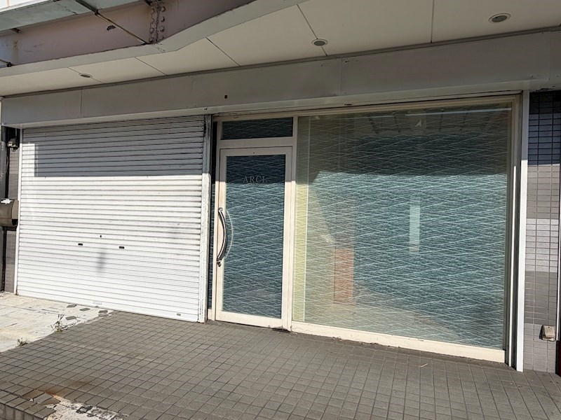 貸店舗・事務所　八尾市 天王寺屋２丁目　広さ約１４坪　ロードサイド　路面店　シーズンコート 間取り