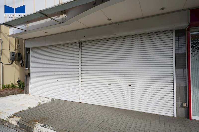 貸店舗・事務所　八尾市 天王寺屋２丁目　広さ約１４坪　ロードサイド　路面店　シーズンコート その他