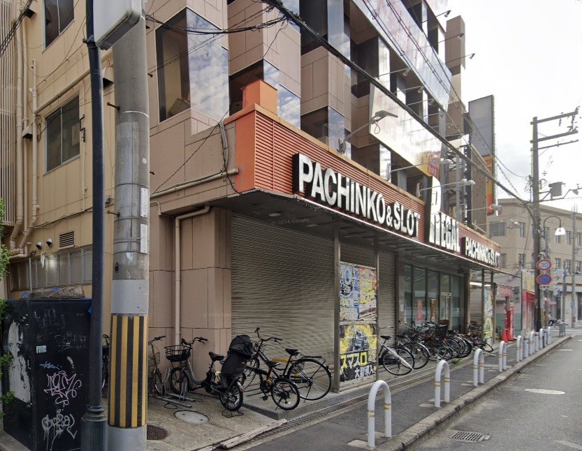 貸店舗・事務所　東大阪市 西鴻池町１丁目　広さ約８３坪　ワンフロア貸し　サン鴻池ビル 玄関