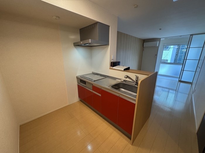 テェルツォラナ キッチン