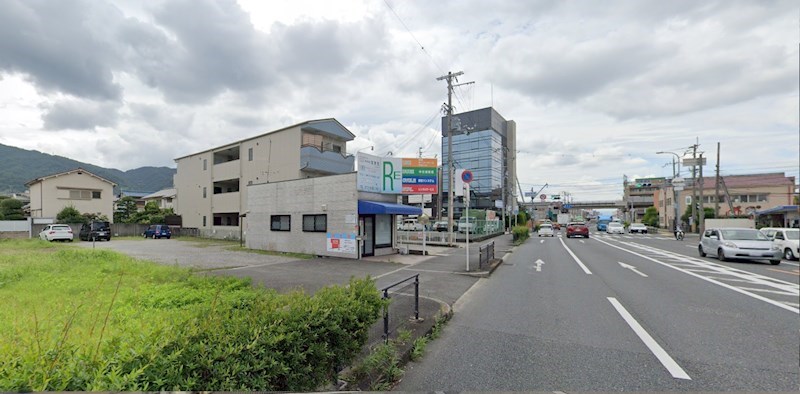 貸店舗・事務所　東大阪市 昭和町　広さ約１０坪　トイレあり　※飲食不可　ニューハイム永塚 玄関