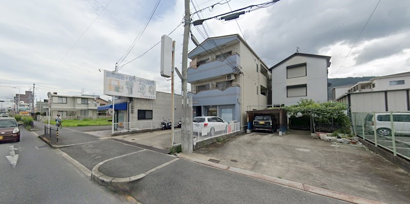 貸店舗・事務所　東大阪市 昭和町　広さ約１０坪　トイレあり　※飲食不可　ニューハイム永塚 リビング