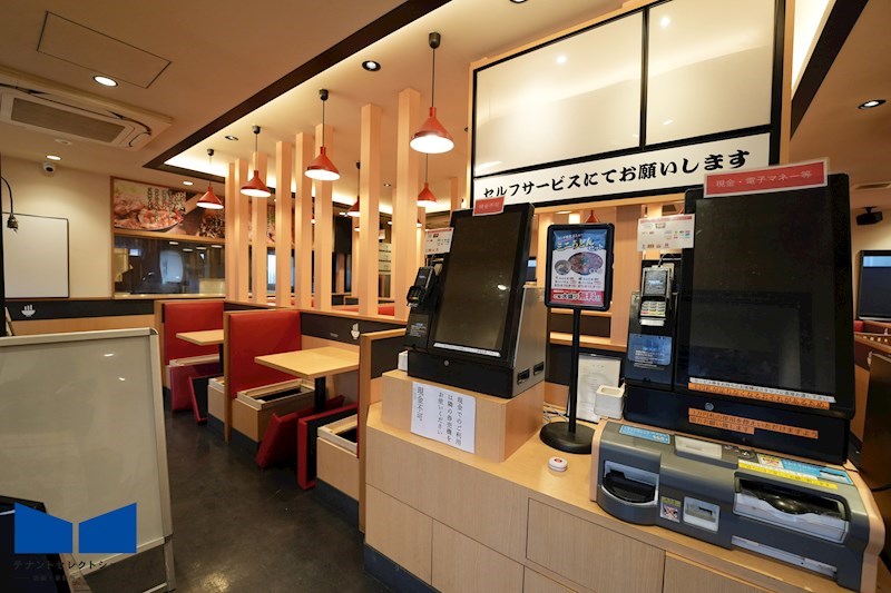 貸店舗・事務所　八尾市 天王寺屋２丁目　広さ約３３坪　駐車場１２台分あり　飲食店跡　ロードサイド その他