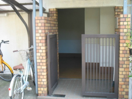 伊藤マンション エントランス