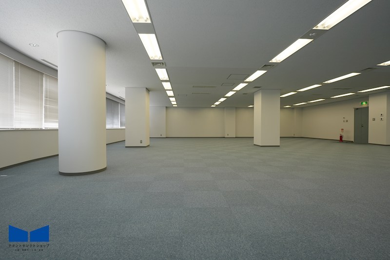 貸店舗・事務所　八尾市 若林町１丁目　広さ約１０８坪　EVあり　八尾南駅前ビル その他