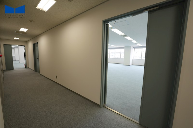 貸店舗・事務所　八尾市 若林町１丁目　広さ約３８坪　EVあり　八尾南駅前ビル その他