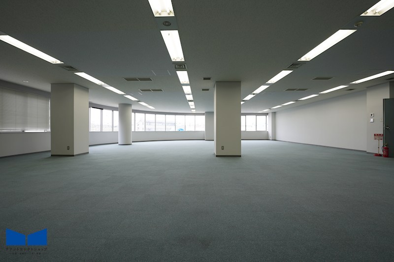 貸店舗・事務所　八尾市 若林町１丁目　広さ約６９坪　EVあり　八尾南駅前ビル 風呂画像