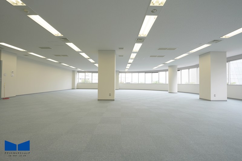 貸店舗・事務所　八尾市 若林町１丁目　広さ約６９坪　EVあり　八尾南駅前ビル ベッドルーム