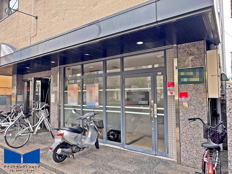貸店舗・事務所　八尾市 明美町２丁目 　広さ約１７坪　路面店　コンソートONE 外観