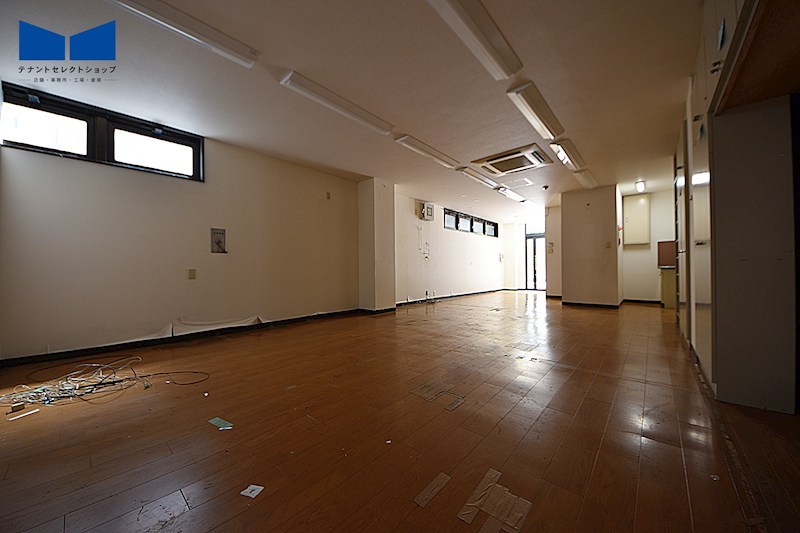 貸店舗・事務所　八尾市 明美町２丁目 　広さ約１７坪　路面店　コンソートONE 風呂画像