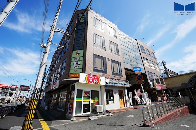 貸店舗・事務所　八尾市 志紀町３丁目　広さ約１１坪　角区画　EVあり　松井志紀駅ビル その他