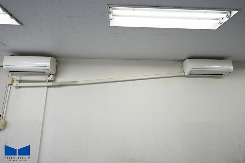 貸店舗・事務所　八尾市 志紀町３丁目　広さ約１１坪　角区画　EVあり　松井志紀駅ビル ベッドルーム