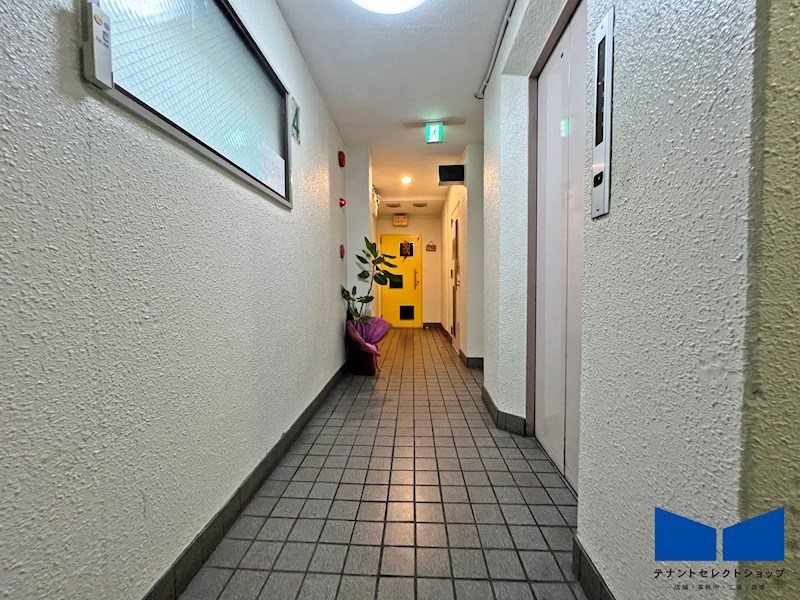 貸店舗・事務所　八尾市 本町５丁目　広さ約９坪　路面店　八尾本町レジャービル その他