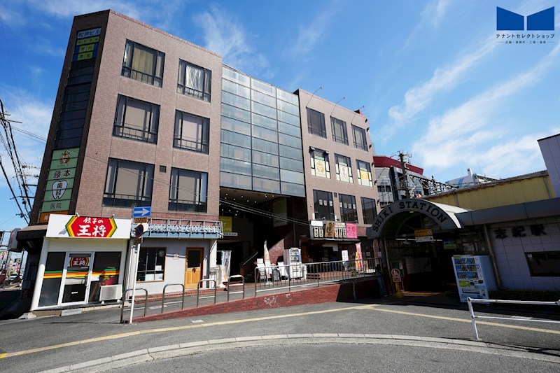 貸店舗・事務所　八尾市 志紀町３丁目　広さ約１３坪　EVあり　松井志紀駅ビル その他
