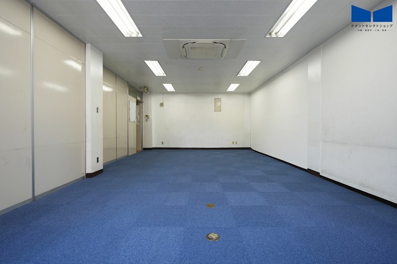 貸店舗・事務所　八尾市 志紀町３丁目　広さ約１３坪　EVあり　松井志紀駅ビル リビング