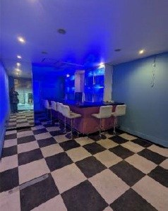 貸店舗・事務所　八尾市 山本町南１丁目　広さ延べ約７坪　飲食店可　近隣商業地域　貸店舗 玄関