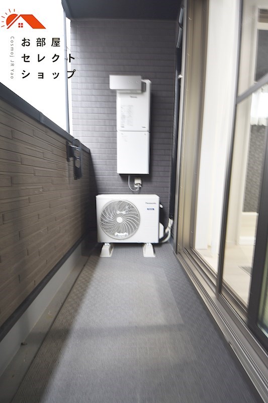エヌエムキャトフヴァンセット ベランダ