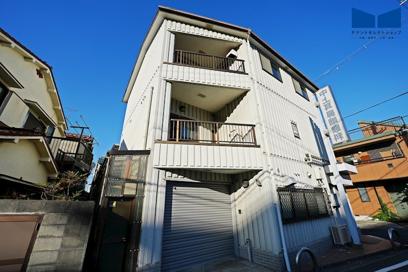 貸店舗・事務所　八尾市 天王寺屋５丁目　広さ延べ約６７坪　一棟貸（教室仕様）　第一種住居地域 ベランダ