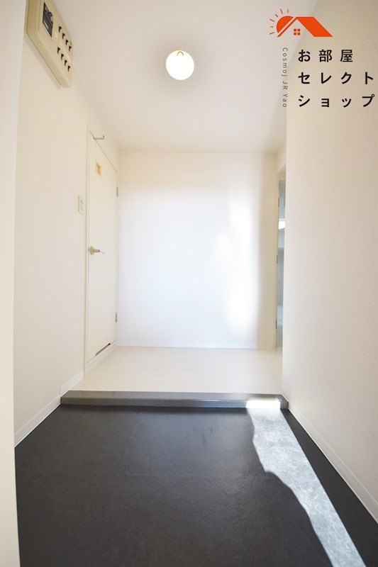 サチ東山本 玄関