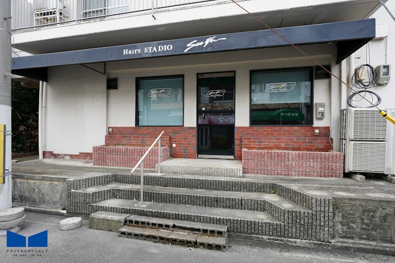 貸店舗・事務所　八尾市 東山本新町２丁目　広さ約１２坪　飲食不可　東山本ハイツ 玄関