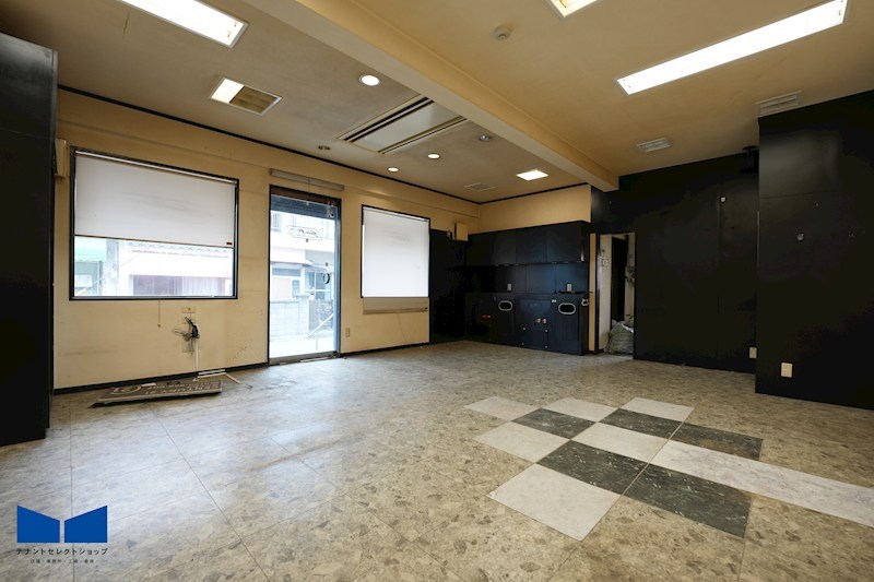 貸店舗・事務所　八尾市 東山本新町２丁目　広さ約１２坪　飲食不可　東山本ハイツ ベッドルーム