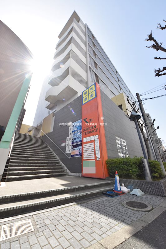 貸事務所　八尾市　若林町１丁目　広さ約５７坪　テラス付き　飲食不可　八尾南ガーデンテラス 外観