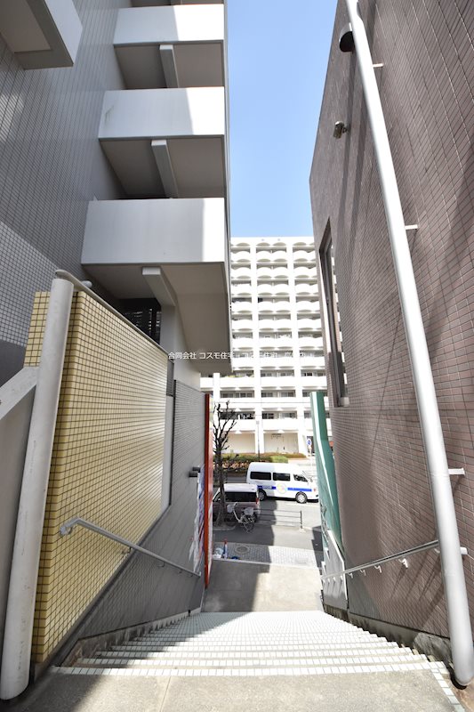 貸事務所　八尾市　若林町１丁目　広さ約５７坪　テラス付き　飲食不可　八尾南ガーデンテラス その他