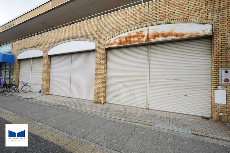 貸店舗・事務所　八尾市 小阪合町３丁目　広さ約２０坪　ロードサイド　スケルトン渡し　ヤスクニビル その他