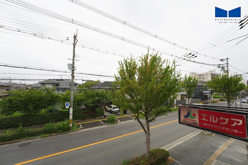 貸店舗・事務所　八尾市 小阪合町３丁目　広さ約１６坪　ヤスクニビル その他
