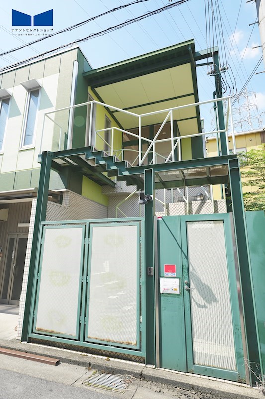 貸倉庫・事務所　八尾市 南亀井町４丁目　広さ約３６坪　駐車場あり　準工業地域 その他