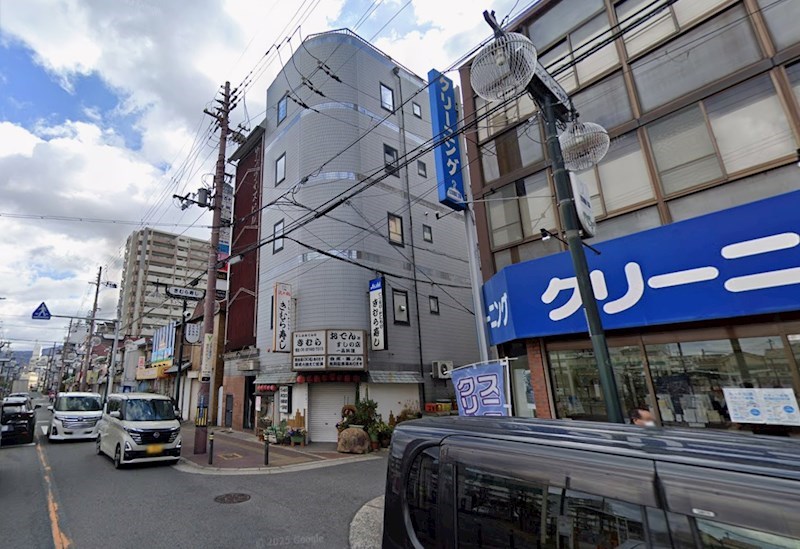貸店舗・事務所　東大阪市 鴻池２丁目　広さ約７坪　イオン鴻池店前　サンライズビル リビング