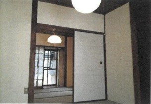 貸事務所・倉庫　八尾市 大竹５丁目　広さ約９坪　駐車スペースあり　大竹テラスハウス 玄関