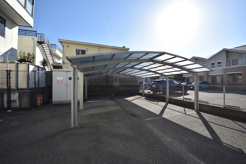 貸店舗・事務所　八尾市 光南町２丁目　広さ約５６坪　駐車場あり　飲食不可　分割可　DBビル その他