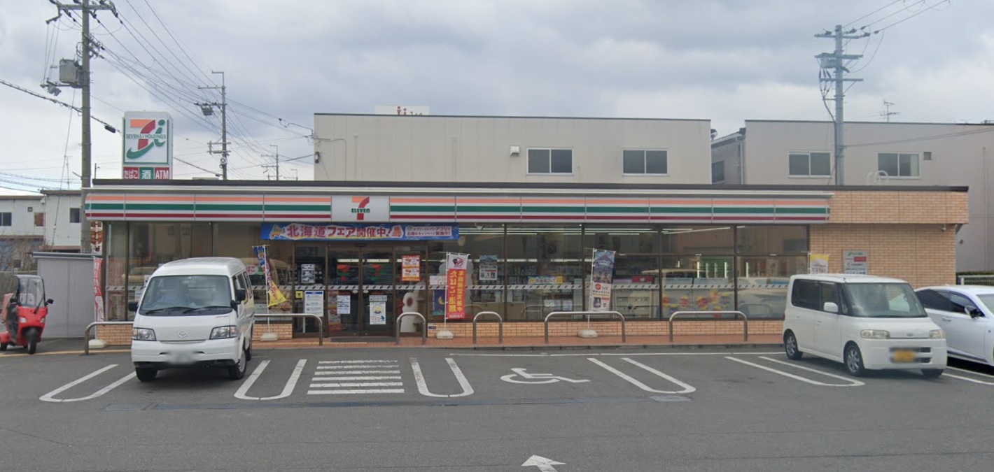 カーサ リバティバランス セカンド コンビニ