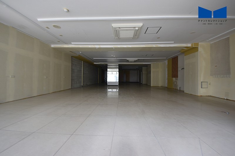 貸店舗・事務所　八尾市 北本町２丁目　広さ約５０坪　コンビニ跡　北本町プラザⅠ 外観