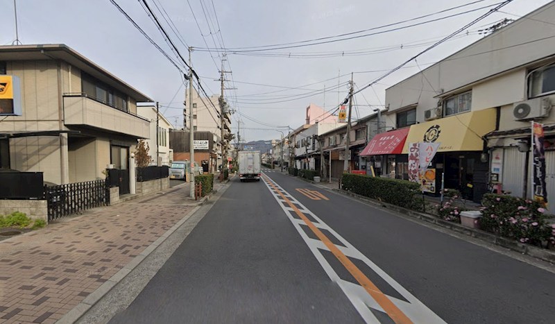 貸店舗・事務所　八尾市 陽光園２丁目　広さ延べ約１３坪　飲食店跡　路面店　角区画 その他