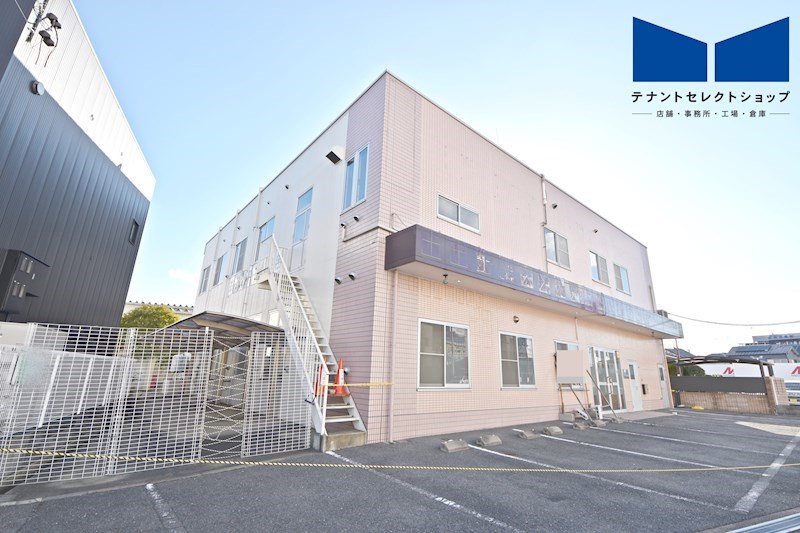 貸店舗・事務所　大阪市 平野区長吉六反１丁目　広さ延べ約197坪　デイサービス跡　駐車場9台付　一棟貸し その他