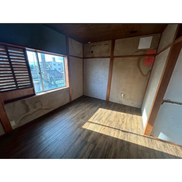 貸店舗・事務所　八尾市 山本町１丁目　広さ延べ約３７坪　１棟貸　重飲食相談可　スケルトン　西川ビル 風呂画像