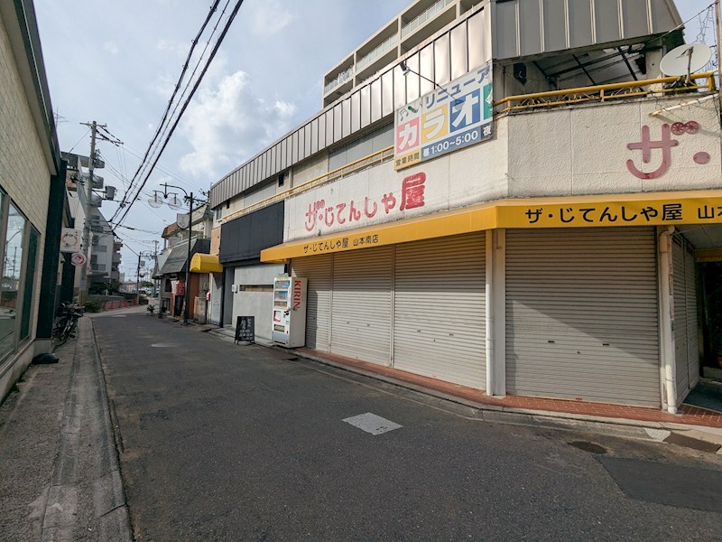 貸店舗・事務所　八尾市 山本町南１丁目　 広さ約１７坪　カラオケボックス跡　重飲食可　山下貸店舗 キッチン