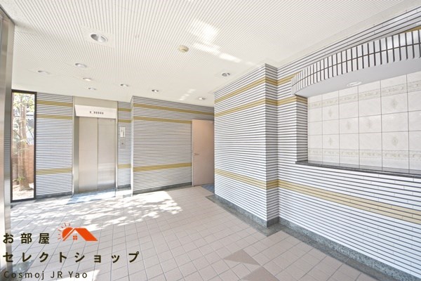 ソレアード高安 ロビー