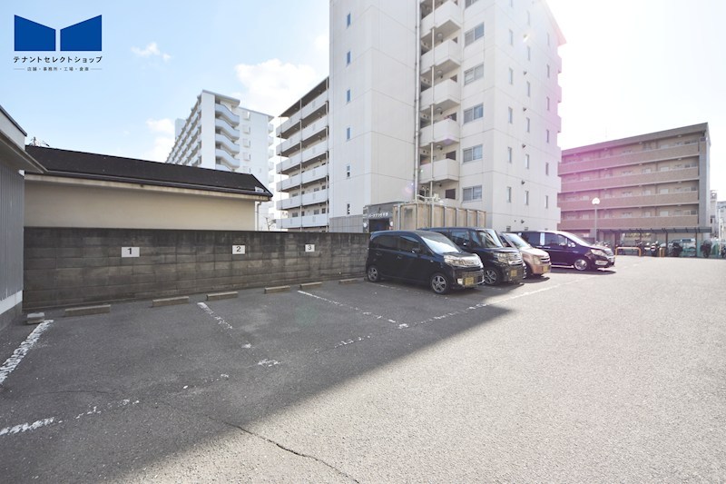 貸店舗・事務所　大阪市平野区 加美北８丁目　広さ約１９坪　角部屋　駐車場空き有　都ハイツ その他