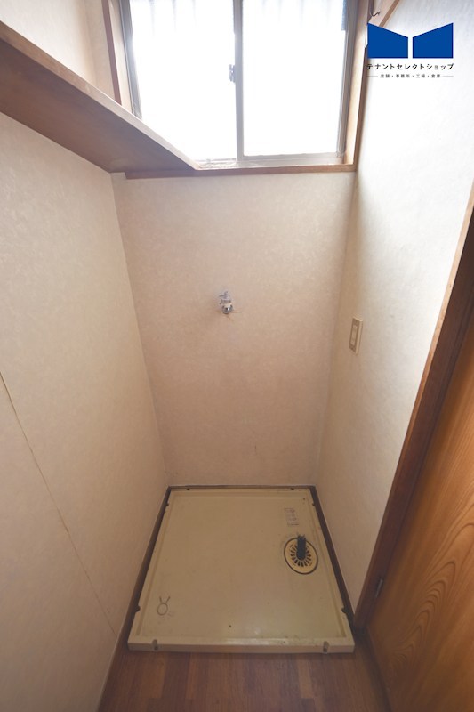 貸店舗・事務所　大阪市平野区 加美北８丁目　広さ約１９坪　角部屋　駐車場空き有　都ハイツ その他