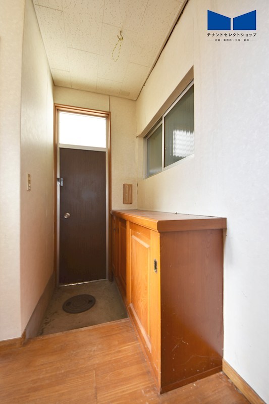 貸店舗・事務所　大阪市平野区 加美北８丁目　広さ約１９坪　角部屋　駐車場空き有　都ハイツ その他