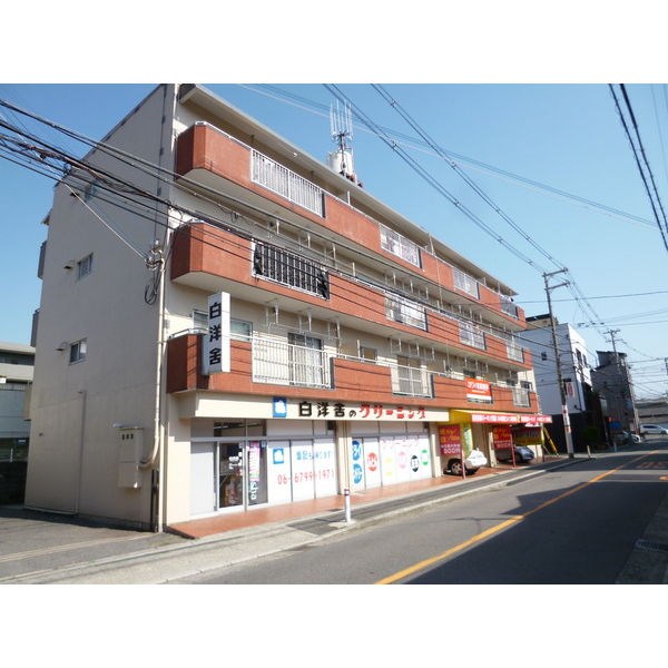 貸倉庫　大阪市 平野区　長吉長原１丁目　広さ約１５坪　トイレあり　辰野マンション 外観
