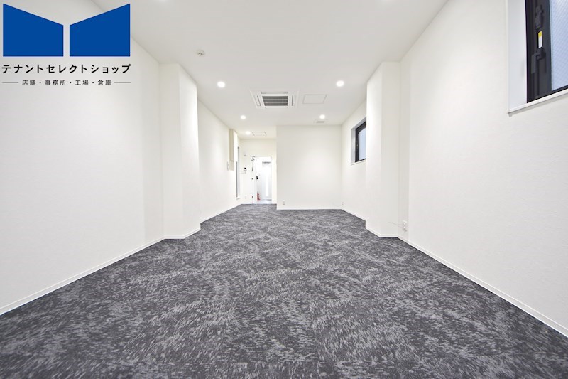 貸店舗・事務所　平野区本町5丁目　広さ約10坪　EVあり　トイレあり　ワンフロア貸し　 その他